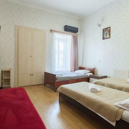 Guest House Ketrin Tbilisi Exterior foto